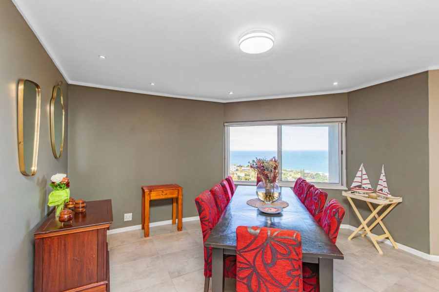 6 Bedroom Property for Sale in Brenton On Sea Western Cape